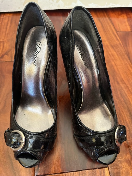 Delicious Shoes - Delicious Black Patent Peep-Toe Heels with Silver Buckle